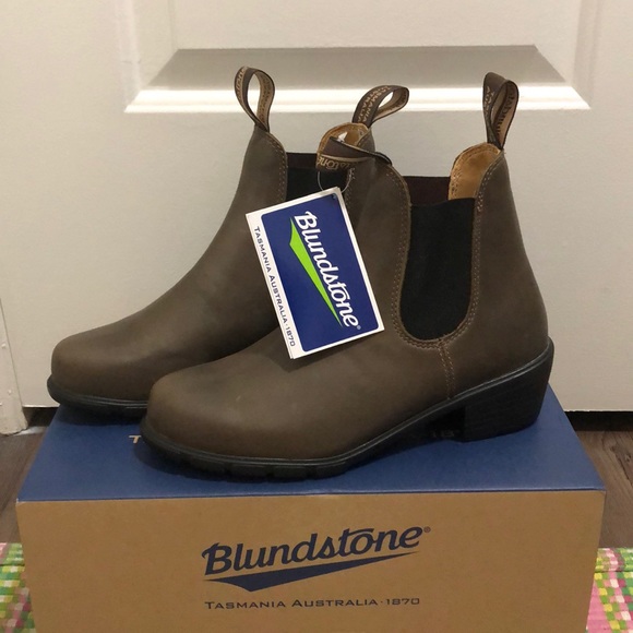marks blundstones